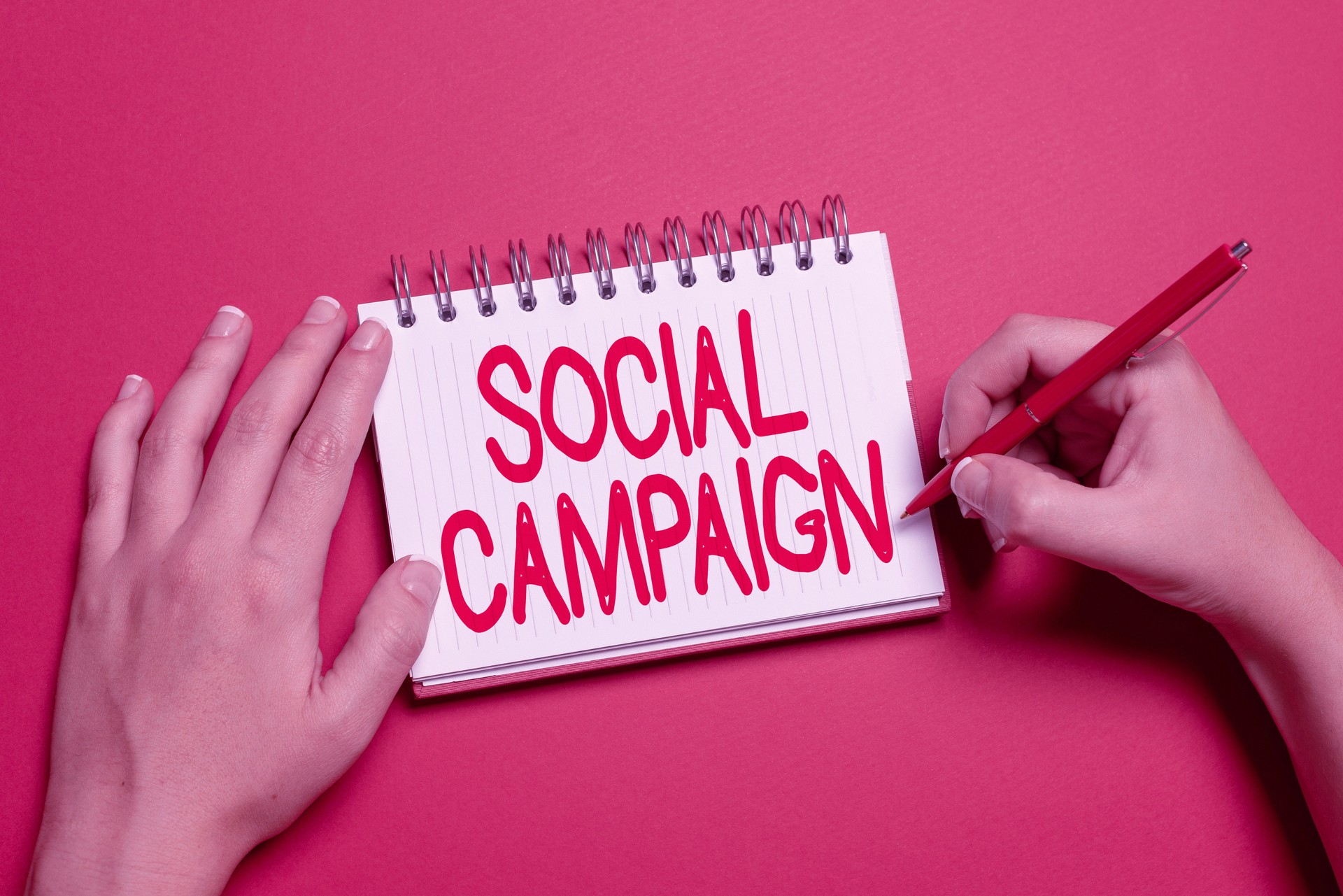 Text caption presenting Social Campaign. Conceptual photo use social media platform to improve brand awareness Writing New Ideas Telling Message And Informations Taking Important Notes